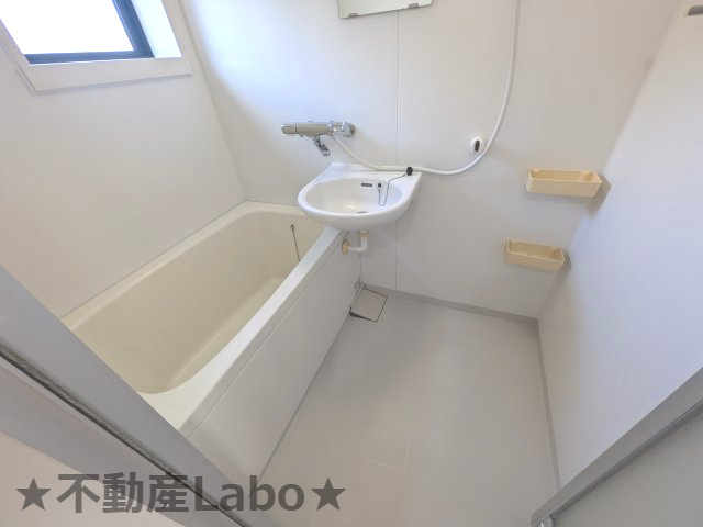 ドミール古川 A棟の浴室