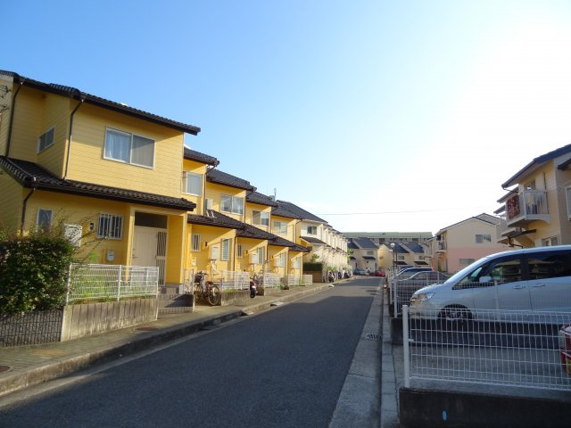 タウンハウス伊川谷の駐車場|タウンハウス伊川谷