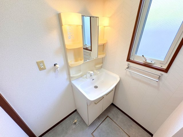 ハピネスル兒島　Bの洗面所
