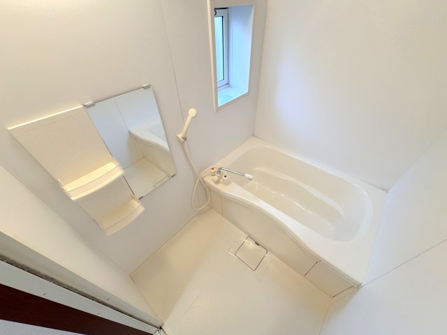 ハピネスル兒島　Bの浴室