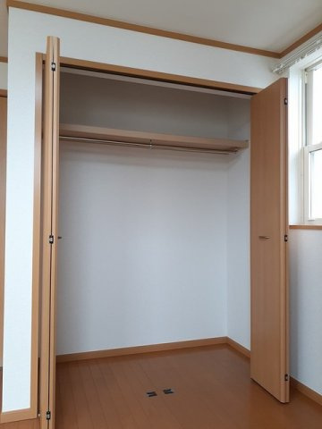 グランツ　エクセレントの収納