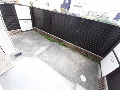 【庭】 | ジュネス　オーブ
