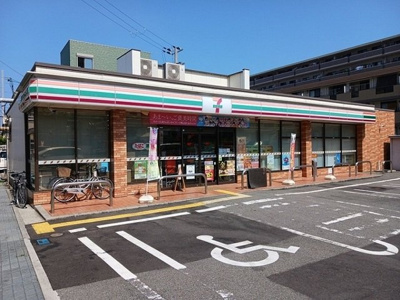 【周辺】 | メルヴェイユ | セブンイレブン 泉大津東雲町店まで450m