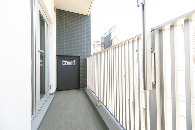 ＪＰ　ｎｏｉｅ　上野稲荷町のバルコニー