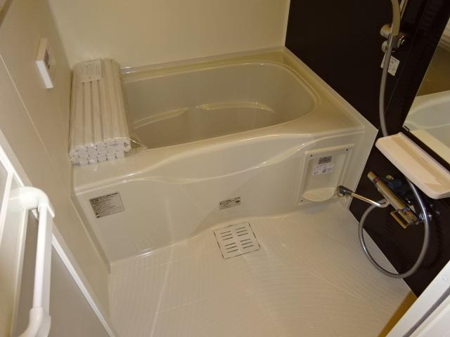 シャルム下井沢の浴室|バス