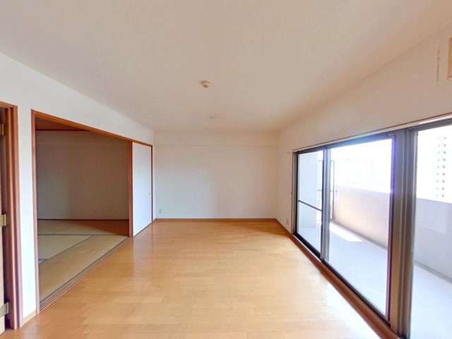 アルファステイツ清心の洋室