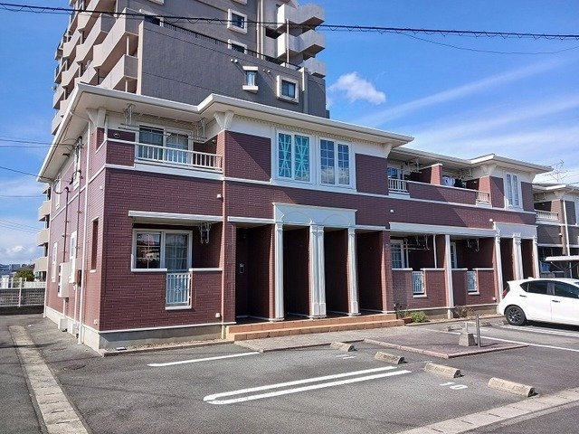 熊本市中央区渡鹿７丁目のアパートの外観|きれいな外観です