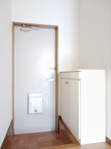 熊本市東区湖東３丁目のアパートの玄関|玄関です