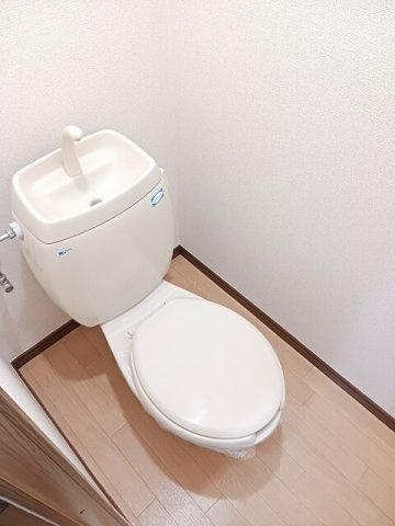 熊本市東区湖東３丁目のアパートのトイレ|トイレです