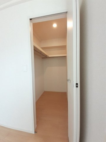 熊本市北区鹿子木町のアパートの収納|大きなスペースがあり、収納には困りません