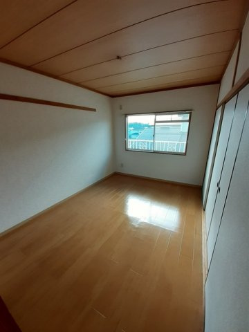 熊本市北区西梶尾町のアパートの内装|内装は落ち着いています