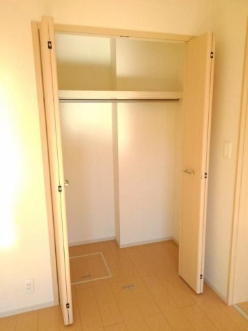合志市須屋のアパートの収納|ちょっとした収納スペースも充実しています