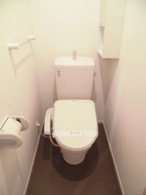 【トイレ】 | フィオーレ | ゆったりとした空間のトイレです