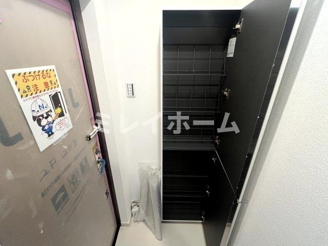 プレナ蒲田の玄関