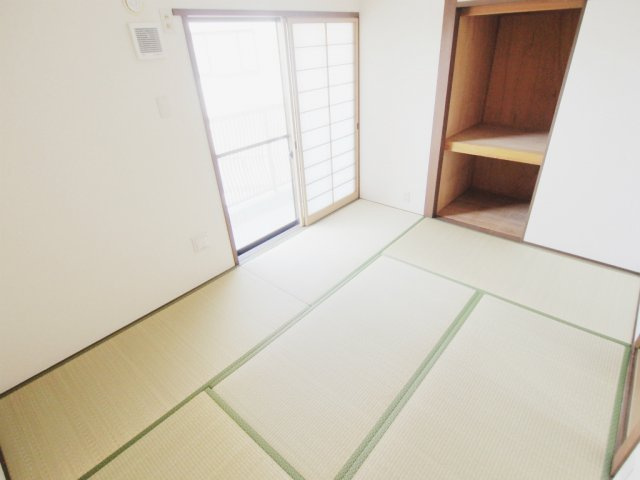 ドミール横山の和室
