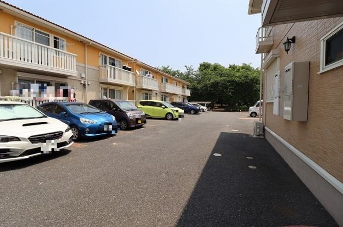 オベルジーヌ　Ｂの駐車場