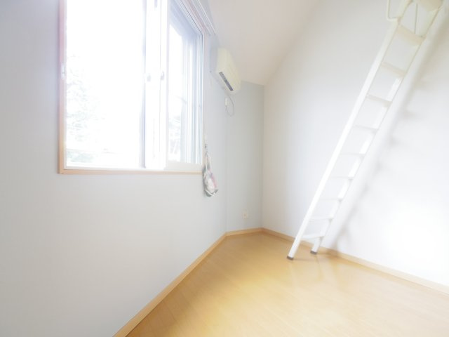 クレア元町の居間・リビング