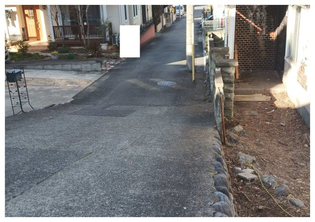 相模原市緑区太井売地の前面道路含む現地写真|西側道路（幅員:約4.0m）