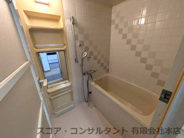 ライオンズマンション寒川第2の浴室|落ち着いた空間のお風呂です