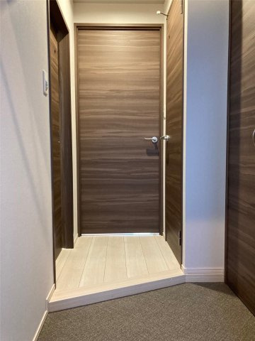 RESIDENCE花畑の玄関