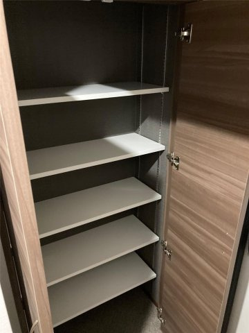 RESIDENCE花畑の玄関