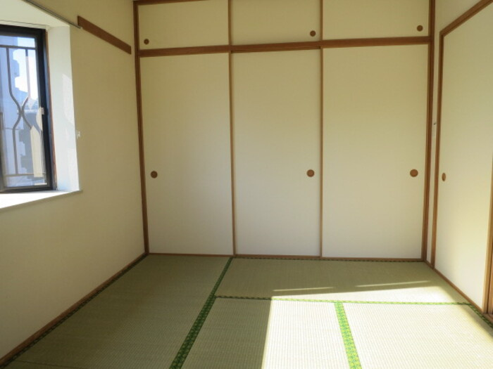 グランドール北小金の寝室