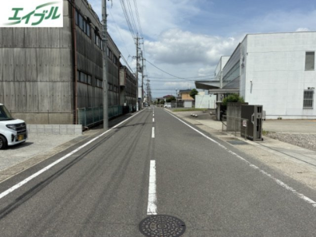 小牧市小木東１丁目　売地の前面道路含む現地写真|前面道路含む現地写真です