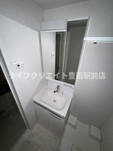 LIV CITY八王子の独立洗面台