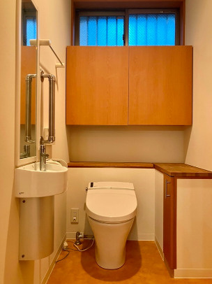 恵比寿戸建のトイレ|清潔感のあるトイレです