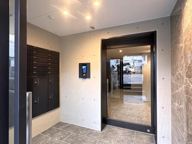 ＴＨＥ　ＰＡＬＭＳ　ＭＵＳＥ　新江古田のエントランス