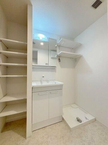 「防音マンション」ＡＭＩ東池袋の洗面所