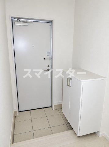 足立区皿沼３丁目の賃貸マンションの玄関