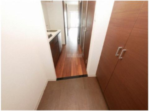 セイル淀屋橋の玄関