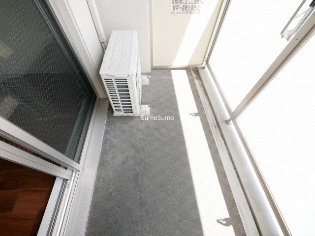 セイル淀屋橋のバルコニー