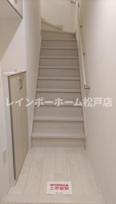 クレール松葉Ⅲの玄関|シンプルで使いやすい玄関です