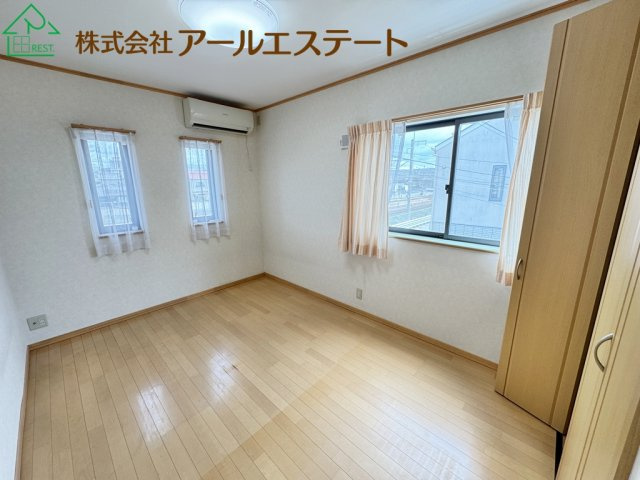 加古川市米田町平津　　　JR「宝殿駅」徒歩3分の子供部屋