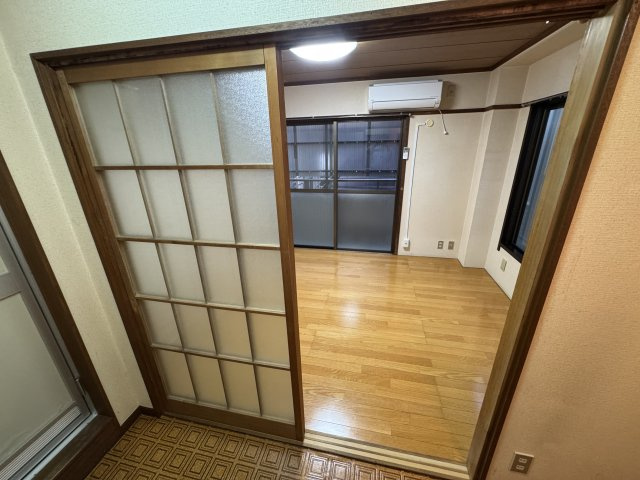 【玄関】