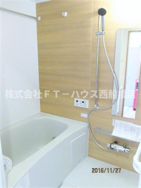 オークス夏見台の浴室