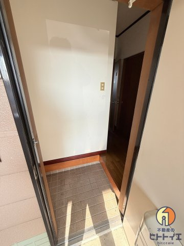 グリーンハウスの玄関|明るい玄関です
