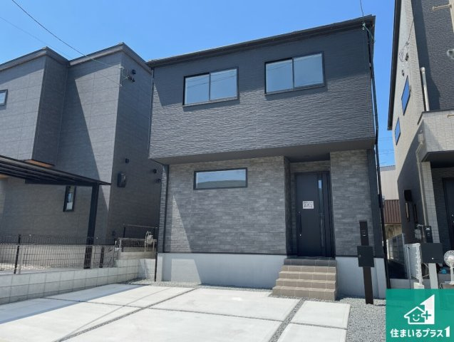 ■12日(土)13日(日)現地ご見学可能！　川西市東畦野　ラスト1邸の外観|安心の10年保証！外観を美しく保ち、雨水で汚れを落とします！気になることがありましたら、お気軽にお問い合わせください！