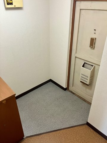 【玄関】