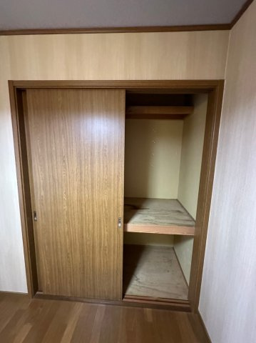 パークハイム成田Bの収納