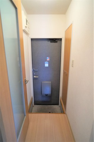 ドリームメゾンの玄関|明るい玄関です