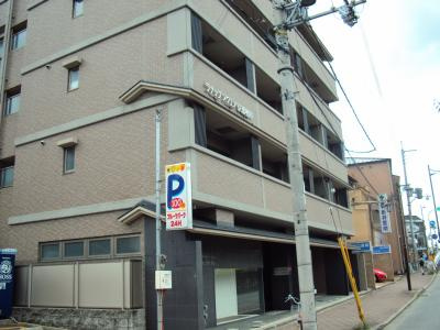 ラナップスクエア京都鴨川の外観
