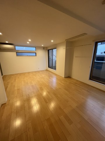 高円寺北一丁目戸建のキッチン
