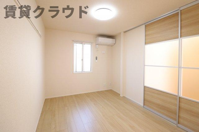 明幸2番館の寝室|ゆとりの広さです
