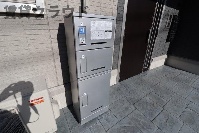 明幸2番館のその他共用部分|不在時の荷物の受け取りができる宅配ボックス付き♪