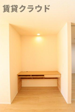 明幸2番館の洋室|今の時代にあったワークスペース♪
