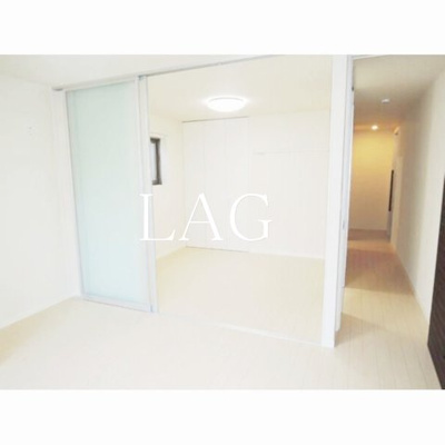 【居間・リビング】 | ルミナス船橋本町 | 洋室のお部屋です。