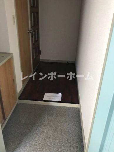アルカディア志木の玄関
